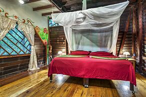 Congo Bongo EcoVillage Costa Rica