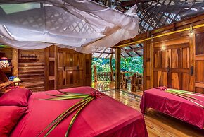 Congo Bongo EcoVillage Costa Rica