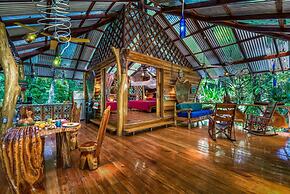 Congo Bongo EcoVillage Costa Rica