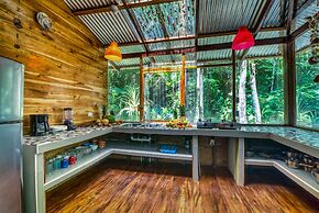 Congo Bongo EcoVillage Costa Rica