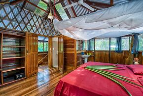 Congo Bongo EcoVillage Costa Rica