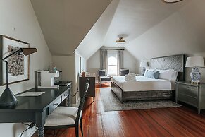 The Historic Berkeley Place