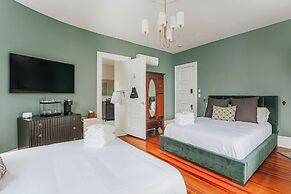 The Historic Berkeley Place