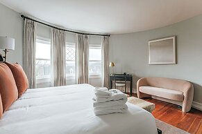 The Historic Berkeley Place