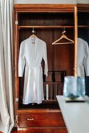 The Historic Berkeley Place