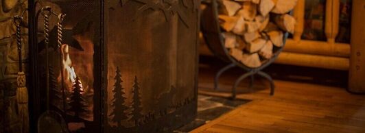 Storm Mountain Lodge Cabins & Dining