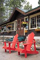 Storm Mountain Lodge Cabins & Dining