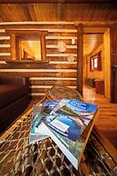 Storm Mountain Lodge Cabins & Dining