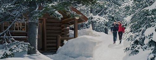 Storm Mountain Lodge Cabins & Dining