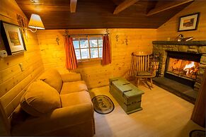 Storm Mountain Lodge Cabins & Dining