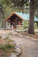 Storm Mountain Lodge Cabins & Dining