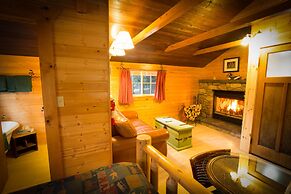 Storm Mountain Lodge Cabins & Dining