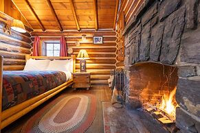 Storm Mountain Lodge Cabins & Dining