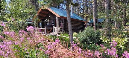 Storm Mountain Lodge Cabins & Dining