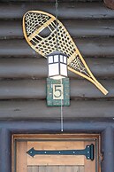 Storm Mountain Lodge Cabins & Dining