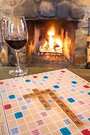 Storm Mountain Lodge Cabins & Dining