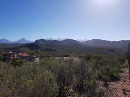Zwartberg View Mountain Lodge