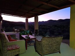 Zwartberg View Mountain Lodge