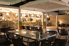 Sundance Apartments and Suites