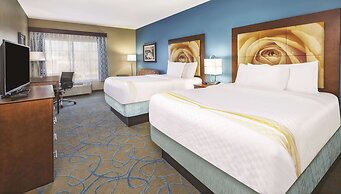 La Quinta Inn & Suites by Wyndham Niagara Falls