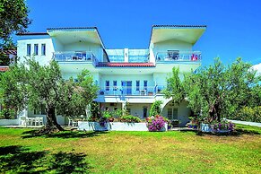 Xenios Faros Apartments