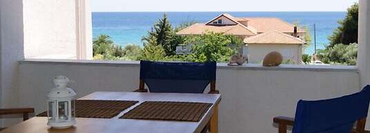 Xenios Faros Apartments