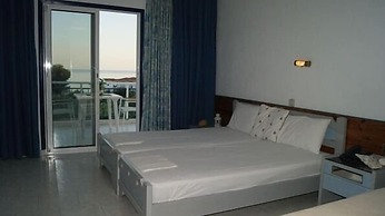 Xenios Faros Apartments