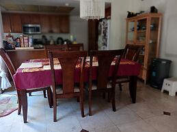 Bed and Breakfast in Hollywood Hills