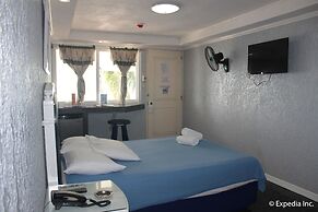 Blue Rock Beach Resort