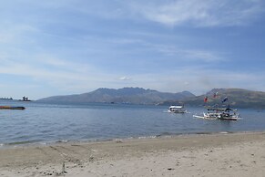 Blue Rock Beach Resort