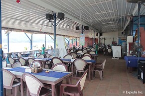 Blue Rock Beach Resort