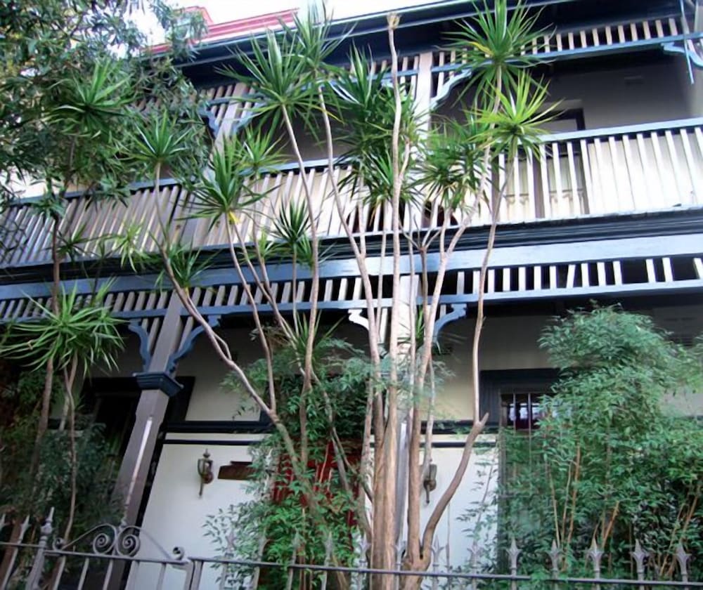 Newtown Backpackers