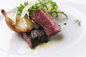 Lakeside Villa Suimeikaku