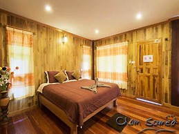 Ban Chom Samed Resort
