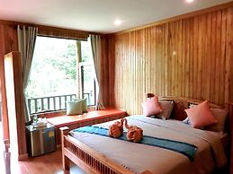 Ban Chom Samed Resort