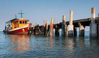 Ban Chom Samed Resort