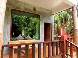 Ban Chom Samed Resort