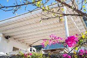 With-inn Mykonos Suites