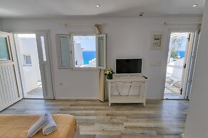 With-inn Mykonos Suites