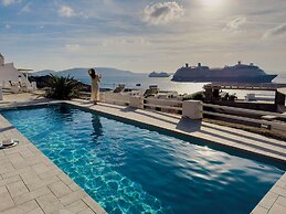 With-inn Mykonos Suites