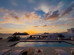 With-inn Mykonos Suites