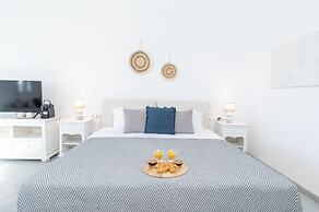 With-inn Mykonos Suites