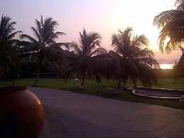 Paradise Resort, Lake Bosomtwe