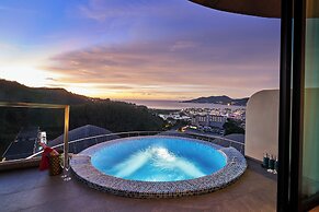 Patong Bay Hill Resort