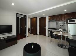 Silom Lofts Hotel