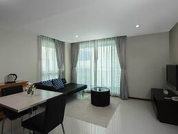Silom Lofts Hotel