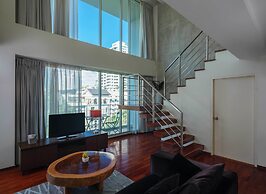 Silom Lofts Hotel