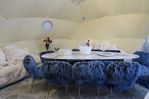 Snow Lodge Hotel Courchevel 1850