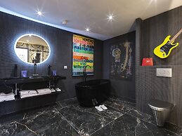 Snow Lodge Hotel Courchevel 1850