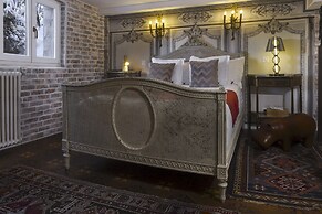 Snow Lodge Hotel Courchevel 1850